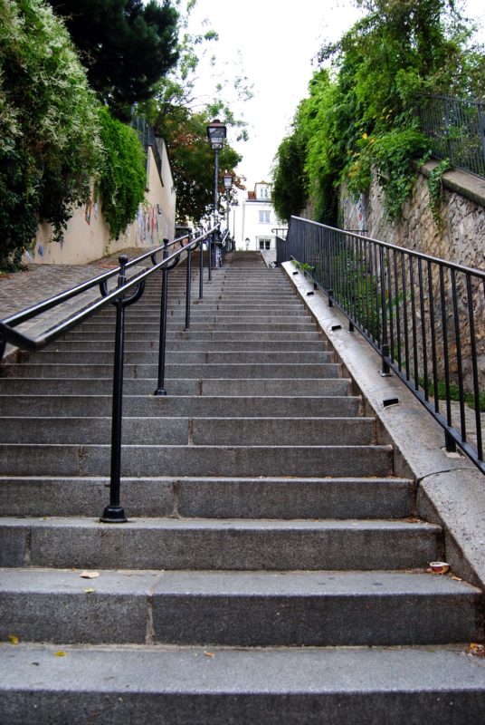 Escaliers-Montmartre-MonsieurMada.me_