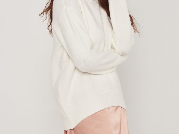 White pull MissGuided